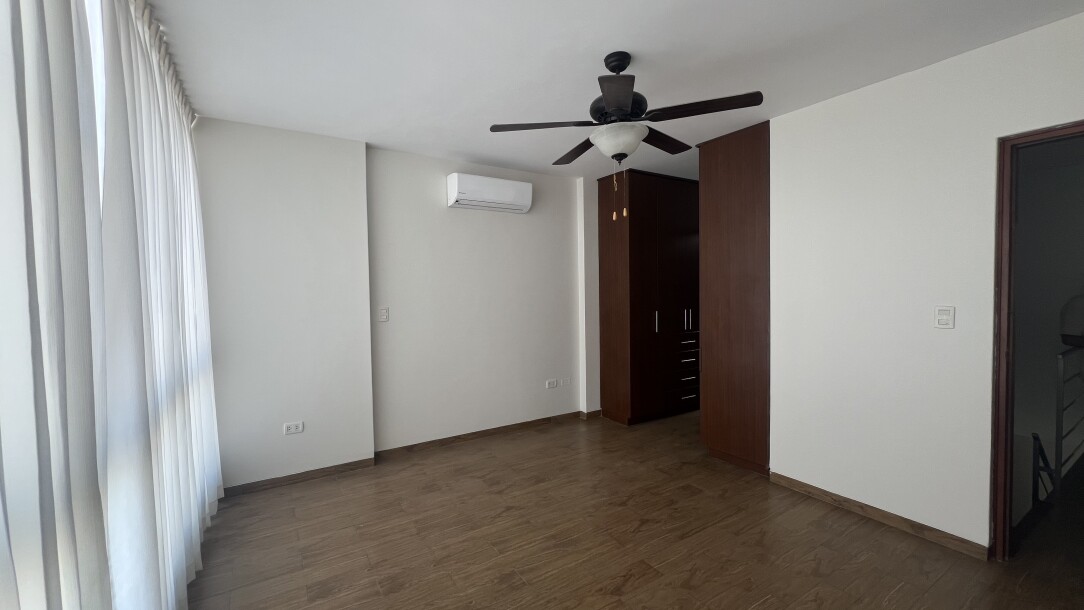 DEPARTAMENTO En Urb. Quinta Ana María-6