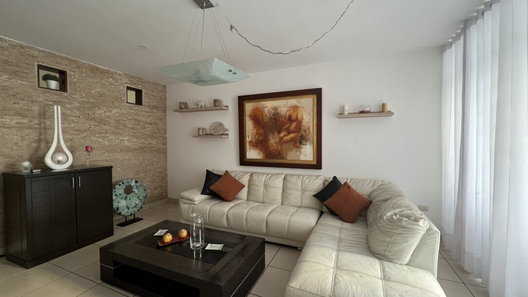 DEPARTAMENTO En Urb. El Chipe-4