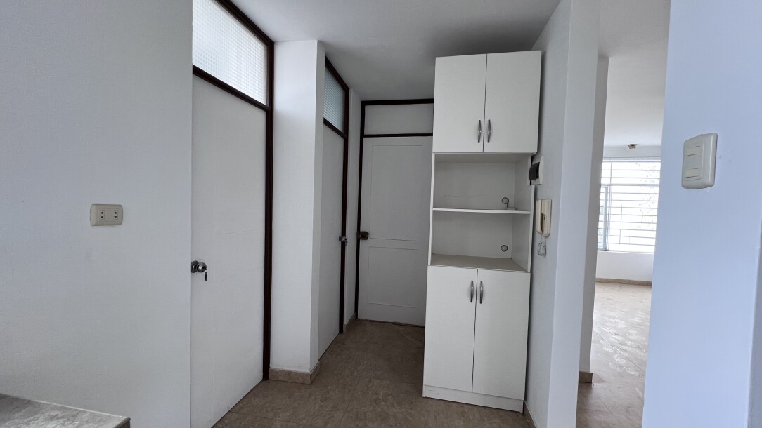 DEPARTAMENTO En Urb. Los Cedros-3