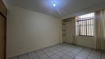 DEPARTAMENTO En Urb.Los Geranios