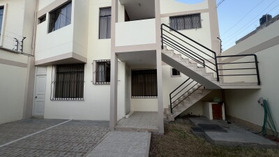 DEPARTAMENTO En Urb.Los Geranios