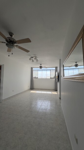 DEPARTAMENTO En Urb. Los Geranios-2