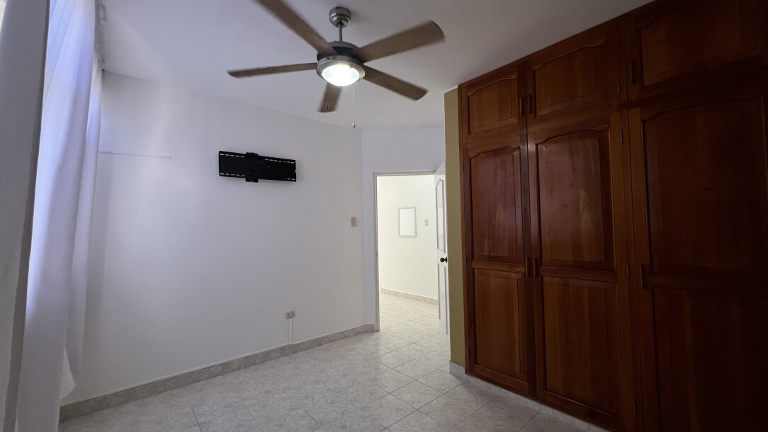 DEPARTAMENTO En Urb. Los Geranios-8