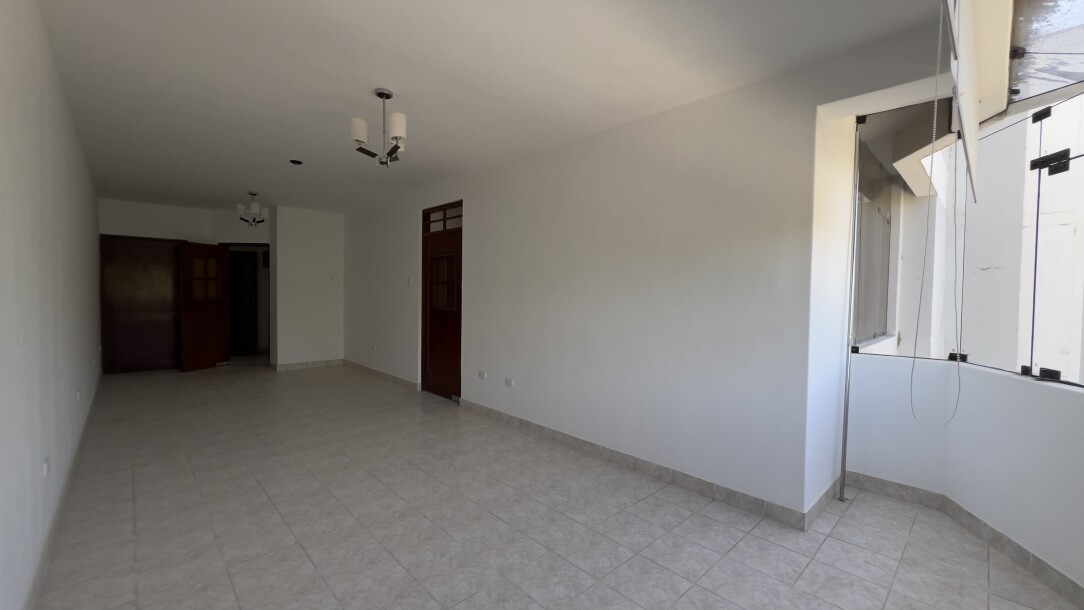 DEPARTAMENTO En Urb. Los Geranios-2