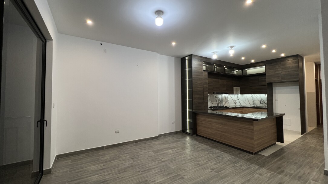 DEPARTAMENTO DE ESTRENO En Urb. Miraflores Country Club I-3