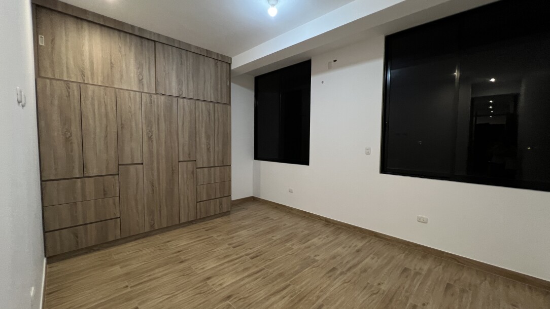 DEPARTAMENTO DE ESTRENO En Urb. Miraflores Country Club I-11