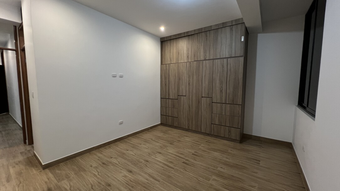DEPARTAMENTO DE ESTRENO En Urb. Miraflores Country Club I-12