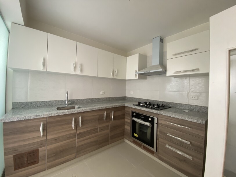 DEPARTAMENTO DE ESTRENO En Urb. Miraflores Country Club I-5