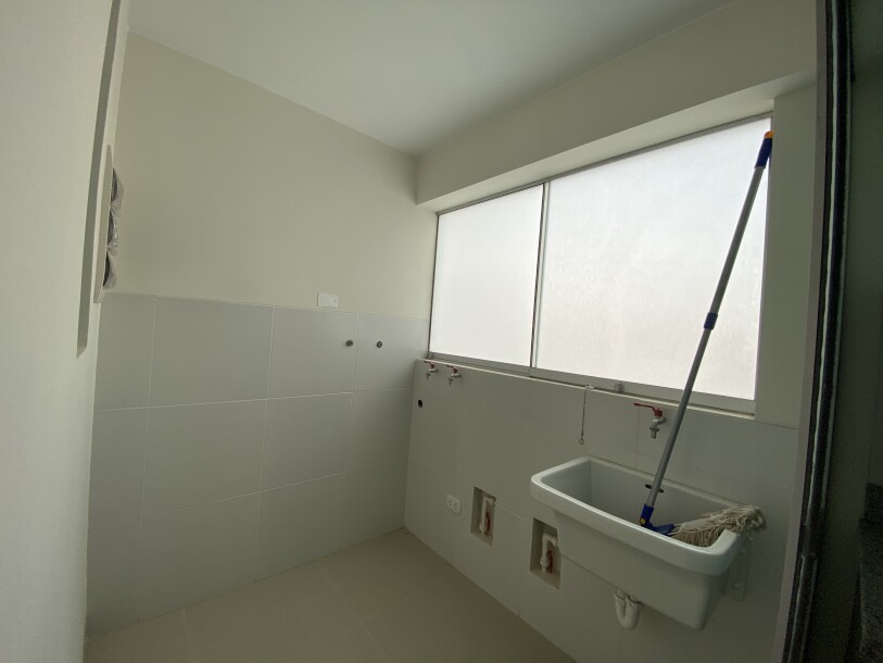 DEPARTAMENTO DE ESTRENO En Urb. Miraflores Country Club I-6