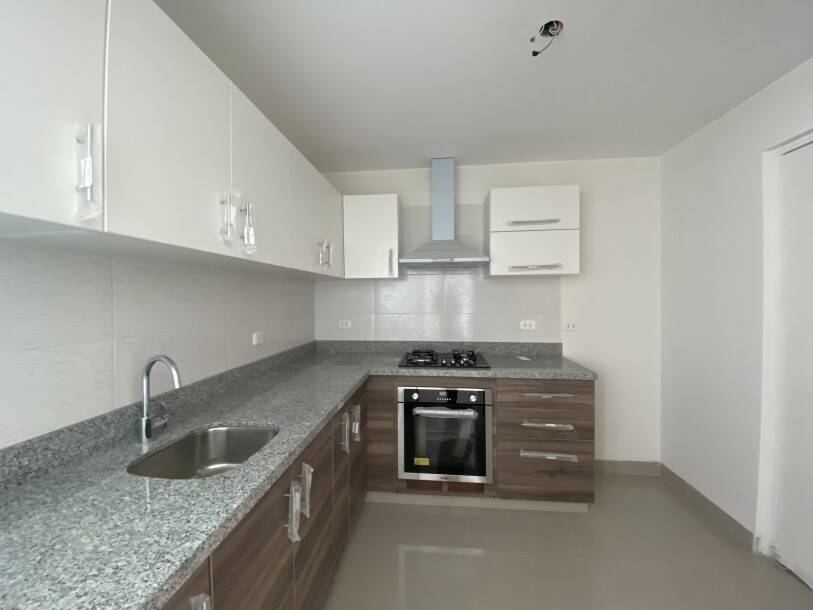 DEPARTAMENTO DE ESTRENO En Urb. Miraflores Country Club I-4