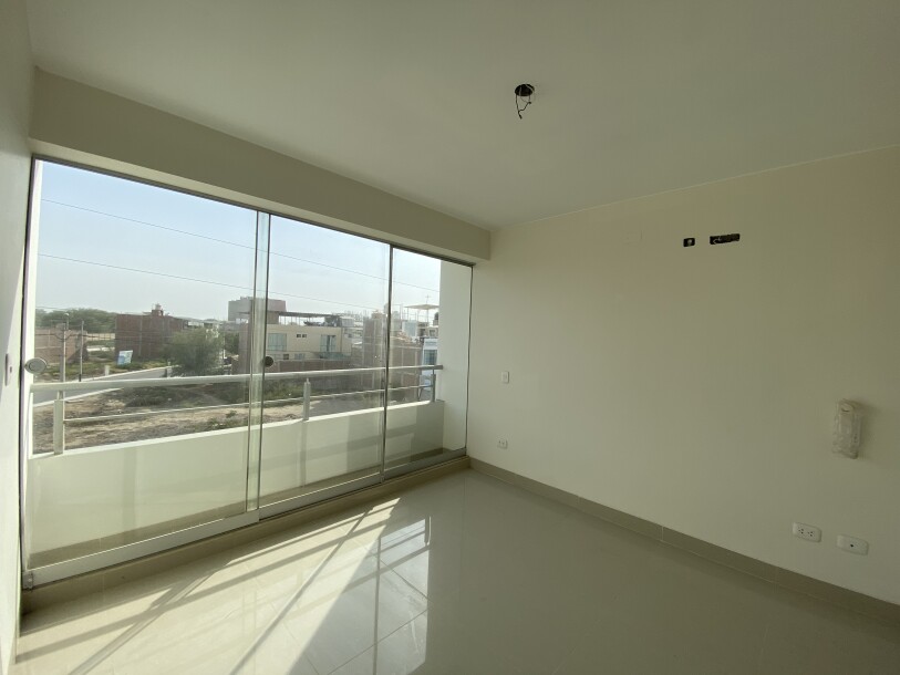 DEPARTAMENTO DE ESTRENO En Urb. Miraflores Country Club I-7