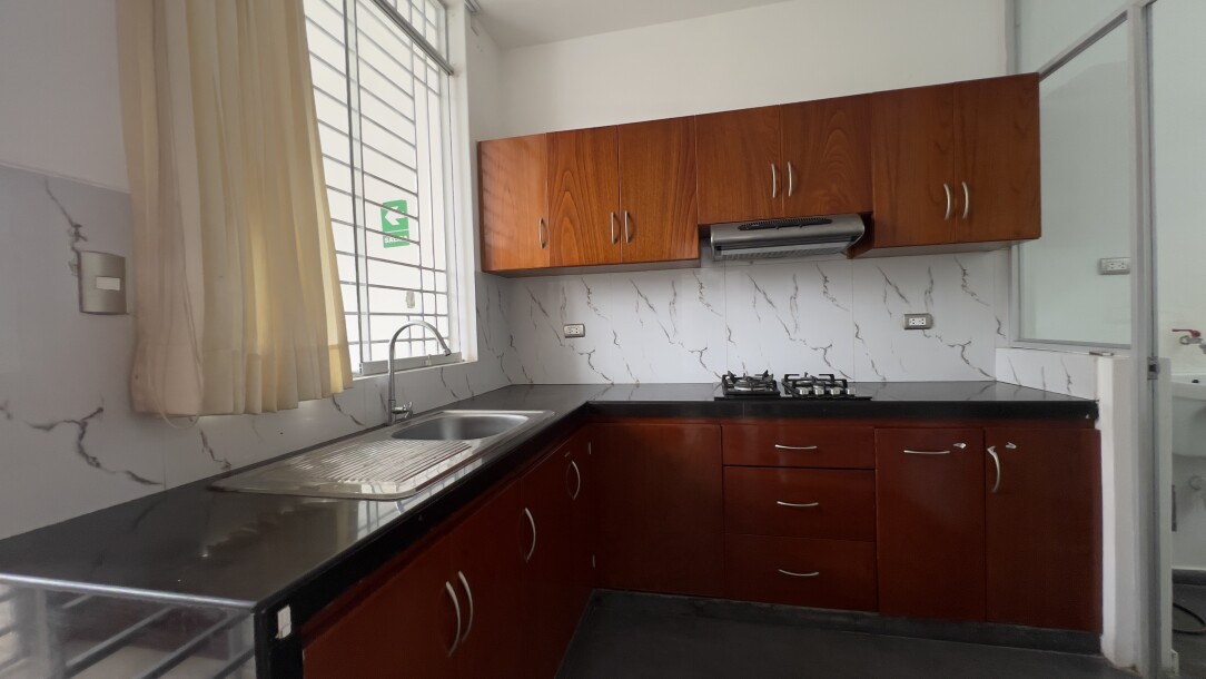 DEPARTAMENTO En Urb. Santa Maria del Pinar-3