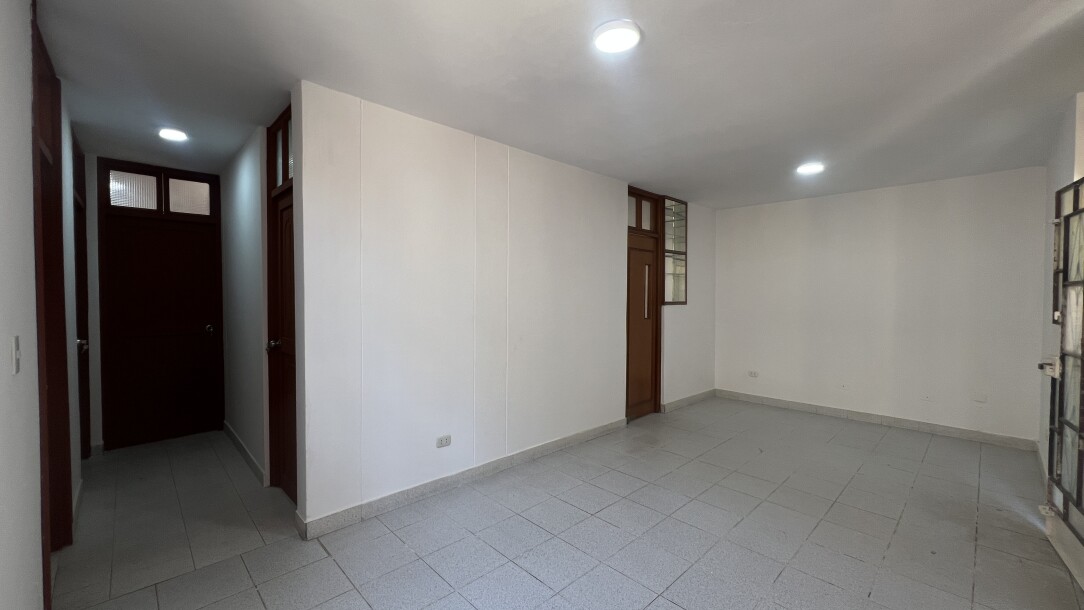 DEPARTAMENTO En Urb. Los Tallanes-2