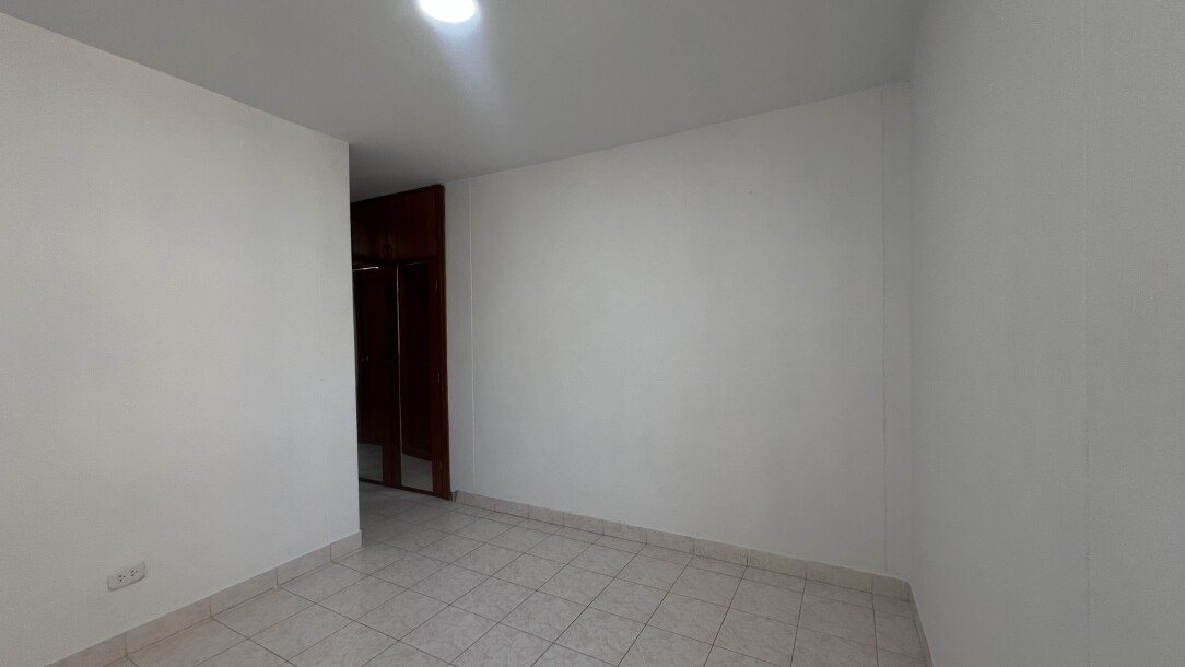 DEPARTAMENTO En Urb. Los Tallanes-6