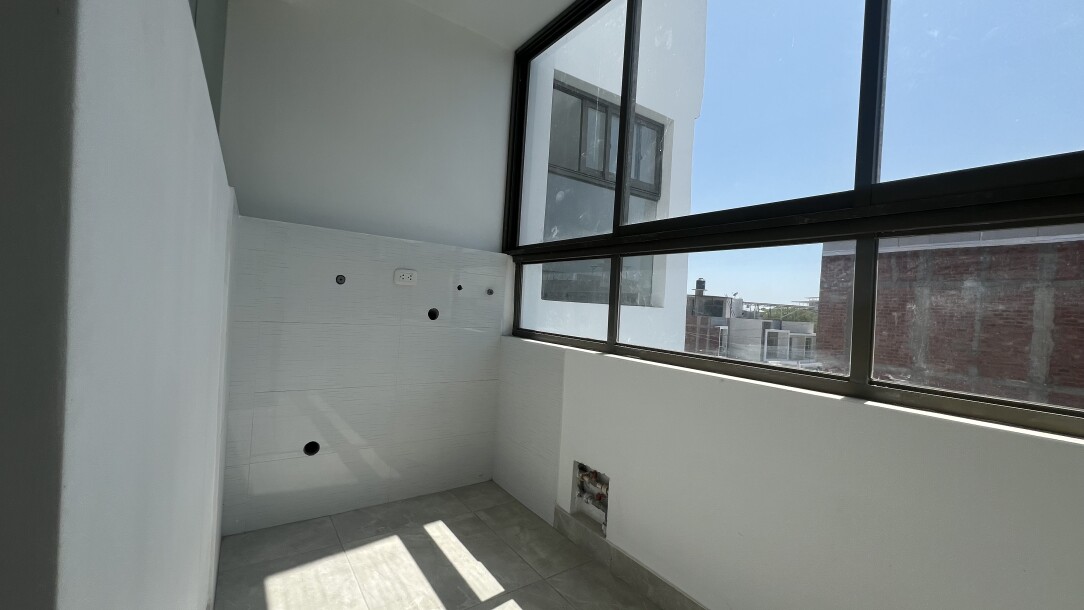 DEPARTAMENTO En Urb. Miraflores Country Club I-7