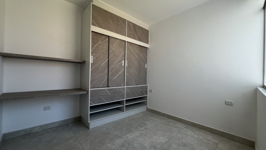 DEPARTAMENTO En Urb. Miraflores Country Club I-11