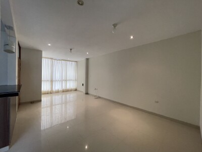 DEPARTAMENTO En Urb. Santa María del Pinar